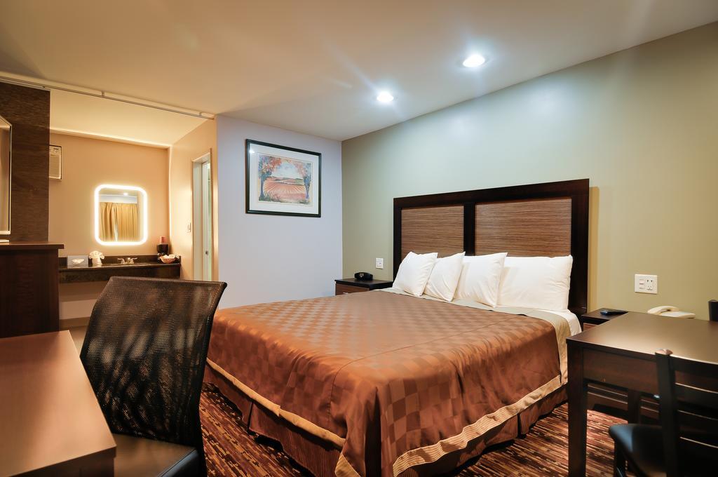 Vagabond Inn Сънивейл Екстериор снимка