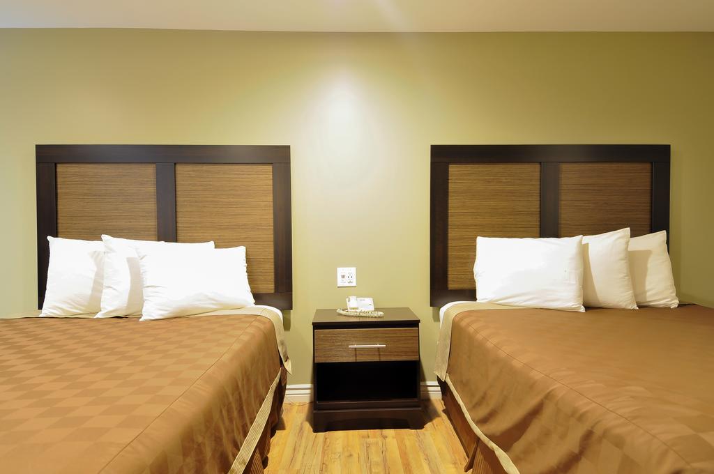Vagabond Inn Сънивейл Екстериор снимка